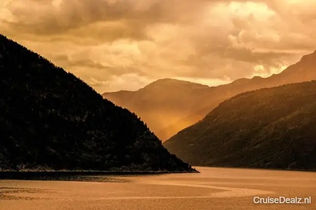 Fjord 3993190 640