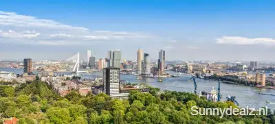 Rotterdam 72550220 123rf